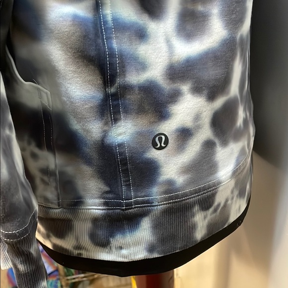 lululemon athletica Black and White Sweaters - Picture 6 of 6